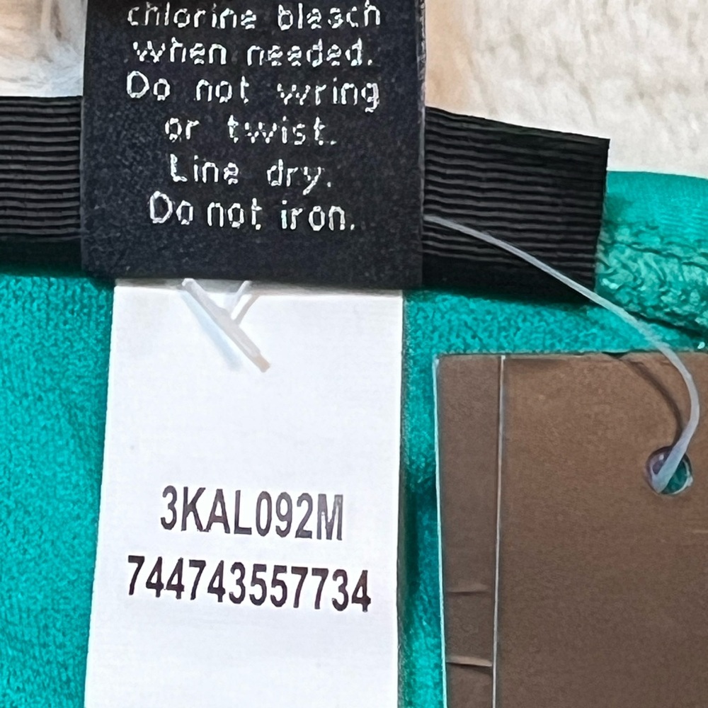Apt 9 Emerald Green Ruffled Hem Swim Skirt Size 6 - Picture 9 of 13